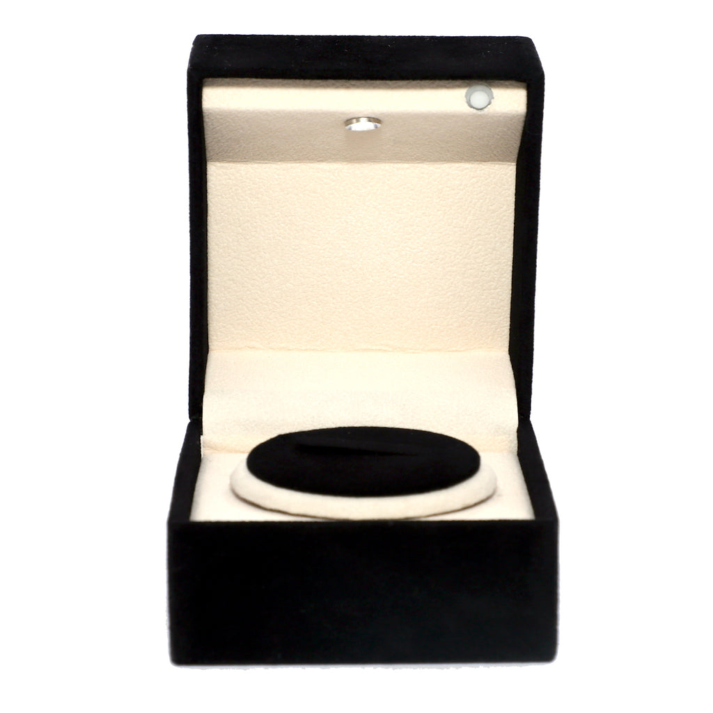 SMALL ACRYLIC WEDDING RING BOX - LITTLE HEART ENGRAVING – AyaZay Wedding  Shoppe